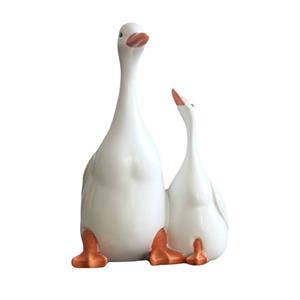 Simulate mother and son ducks